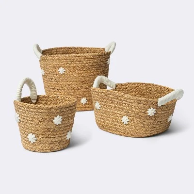 Braided Water Hyacinth With Tufted Embroidery Small Round Storage Basket - Cloud Island™ 3 Braided Water Hyacinth With Tufted Embroidery Small Round Storage Basket - Cloud Island™ - Image 3